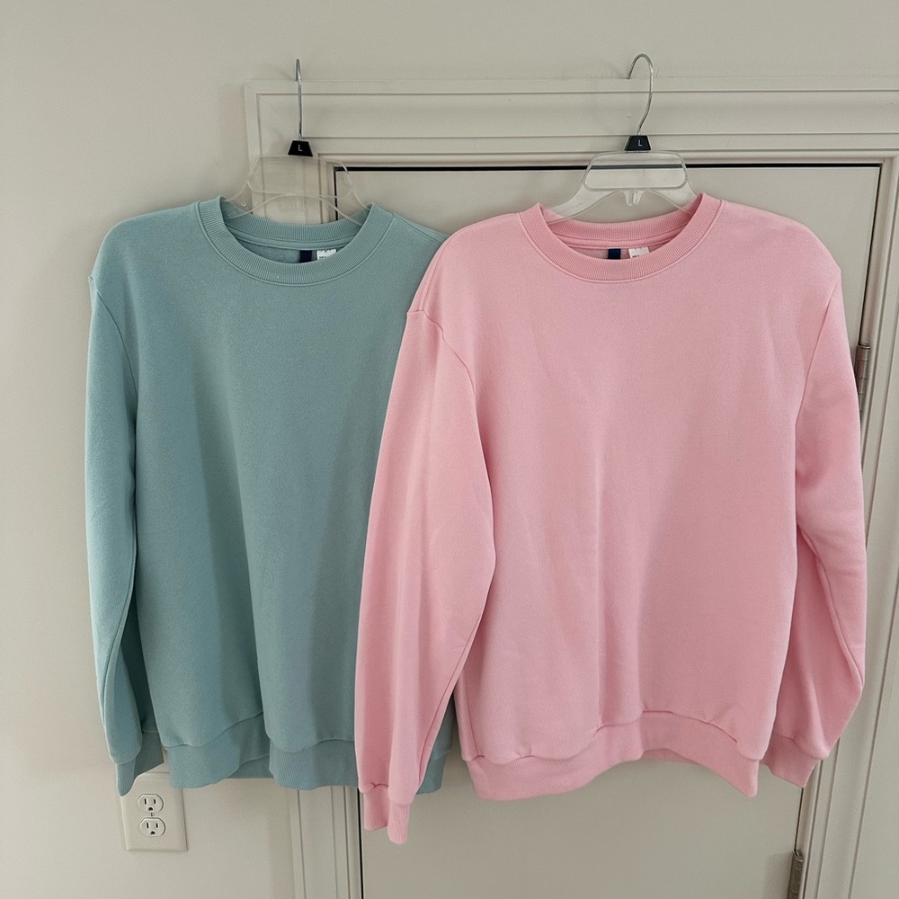 Set of 2 crew neck hoodies
